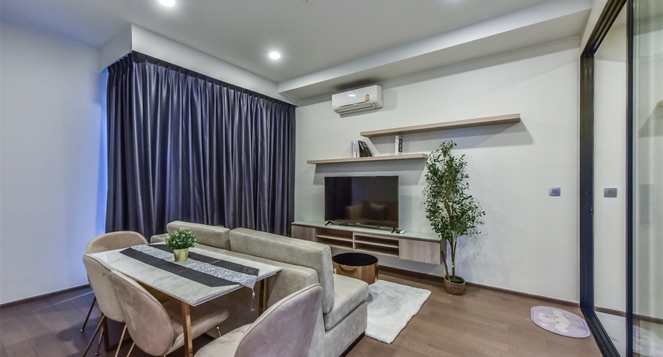 For rent 2 bedrooms condo in Ratchathewi, Bangkok