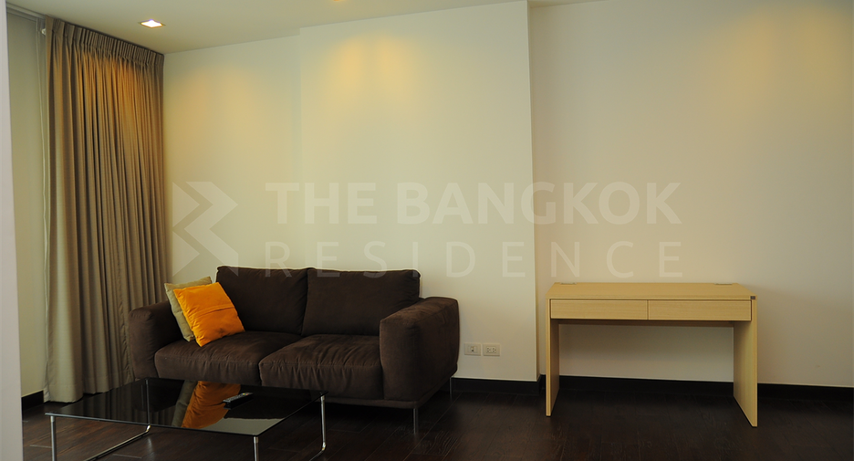 For rent 2 bedrooms condo in Ratchathewi, Bangkok