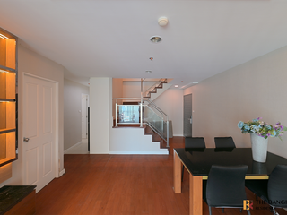 For rent 4 bedrooms condo in Huai Khwang, Bangkok