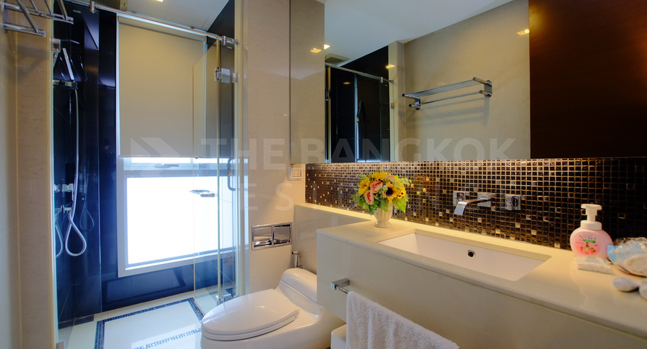 Condo en alquiler de 2 habitaciones en Watthana, Bangkok