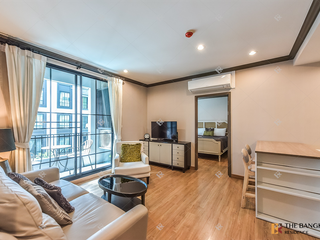 For rent 2 bedrooms condo in Pathum Wan, Bangkok
