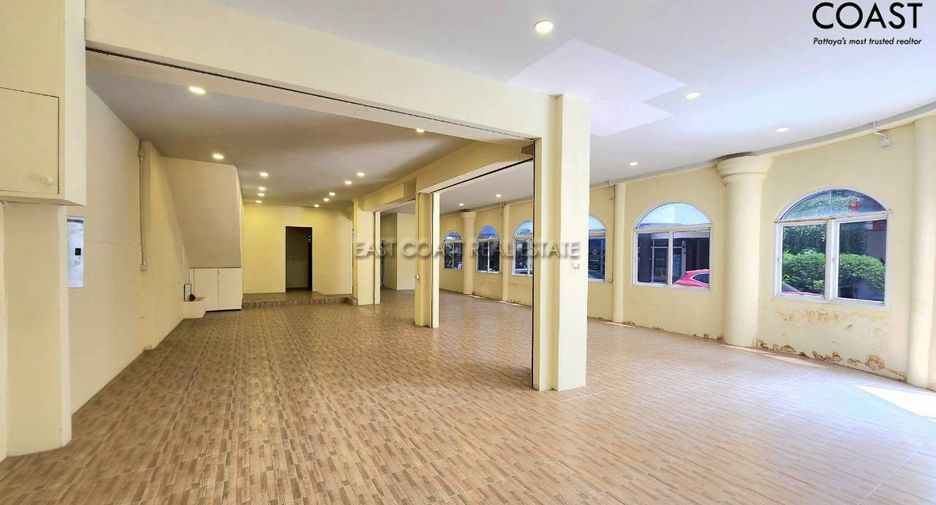 For rent 1 bed retail Space in Pratumnak, Pattaya