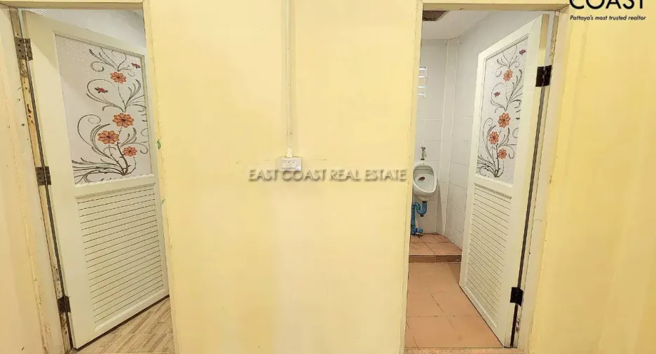 For rent retail Space in Bang Lamung, Chonburi