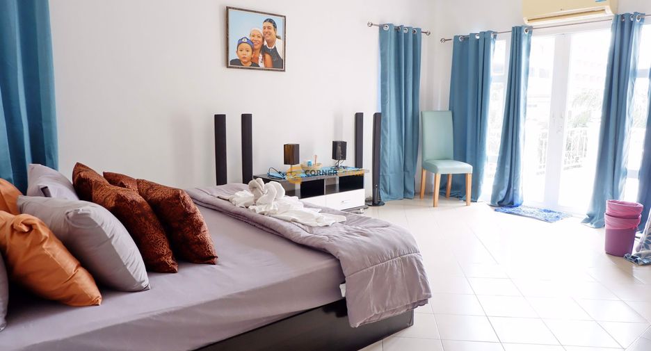 À louer et à vendre 4 chambres maison à Jomtien, Pattaya