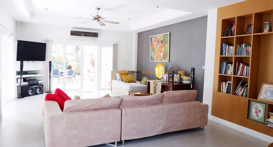 À louer et à vendre 4 chambres maison à Jomtien, Pattaya