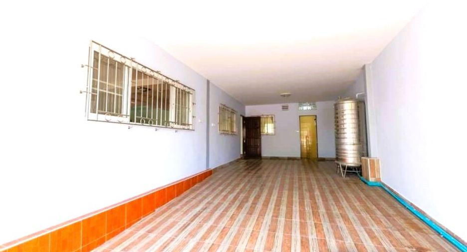 Haus zum Kauf mit 8 Zimmer in Central Pattaya, Pattaya