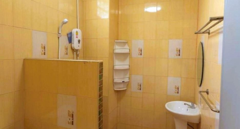 Haus zum Kauf mit 8 Zimmer in Central Pattaya, Pattaya