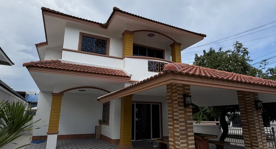 For rent 3 bedrooms house in Mueang Chiang Mai, Chiang Mai