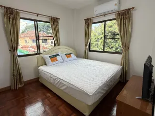 For rent 3 bedrooms house in Mueang Chiang Mai, Chiang Mai