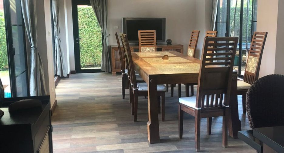 For sale 3 bedrooms villa in East Pattaya, Pattaya