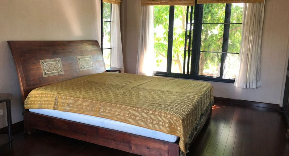 For sale 3 bedrooms villa in East Pattaya, Pattaya