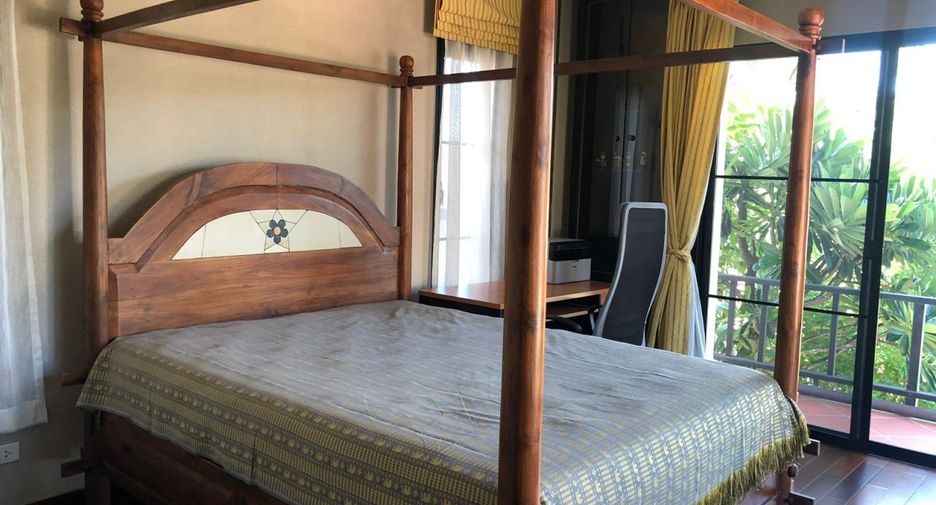 For sale 3 bedrooms villa in East Pattaya, Pattaya