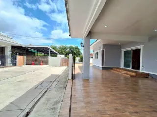 À vendre et à louer 3 chambres villa à Hua Hin, Prachuap Khiri Khan