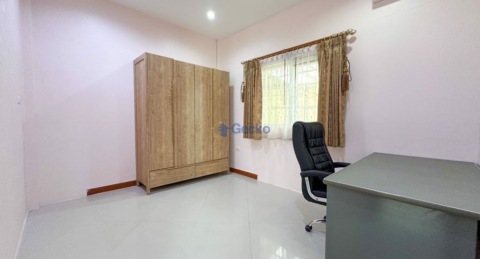 For sale 4 ベッドルーム house in Bang Lamung, Chonburi