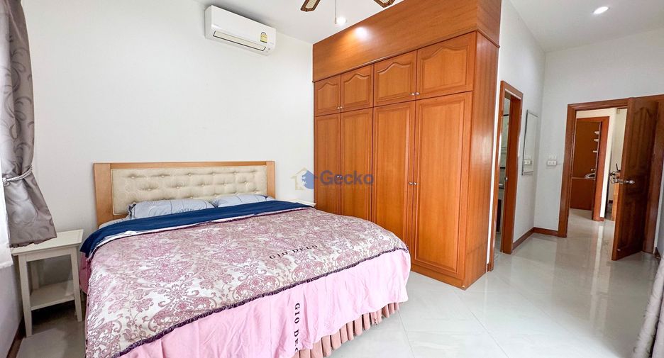 For sale 4 ベッドルーム house in Bang Lamung, Chonburi