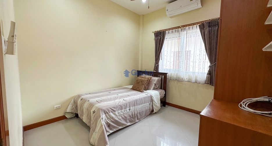 For sale 4 ベッドルーム house in Bang Lamung, Chonburi