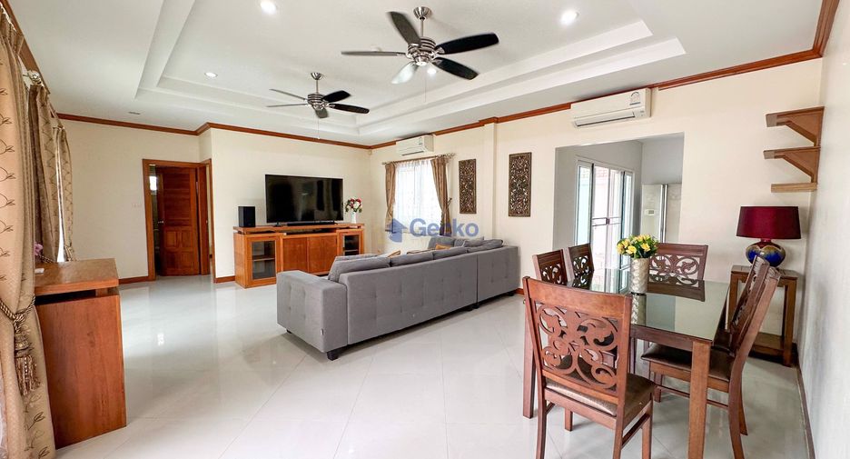 For sale 4 ベッドルーム house in Bang Lamung, Chonburi