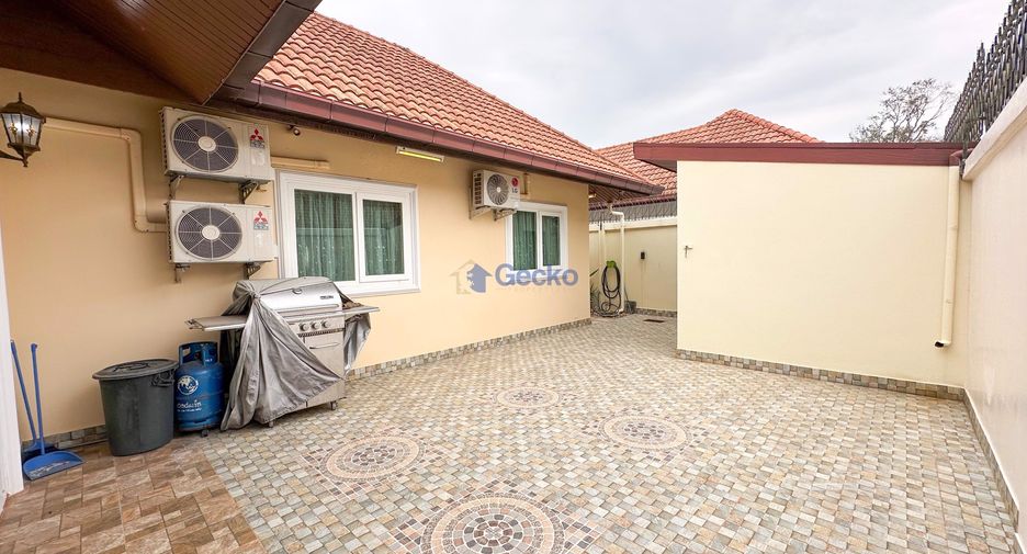 For sale 4 ベッドルーム house in Bang Lamung, Chonburi