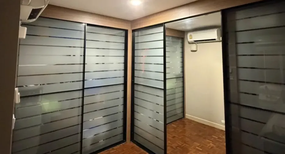 À vendre 1 chambre condo à Khlong Toei, Bangkok