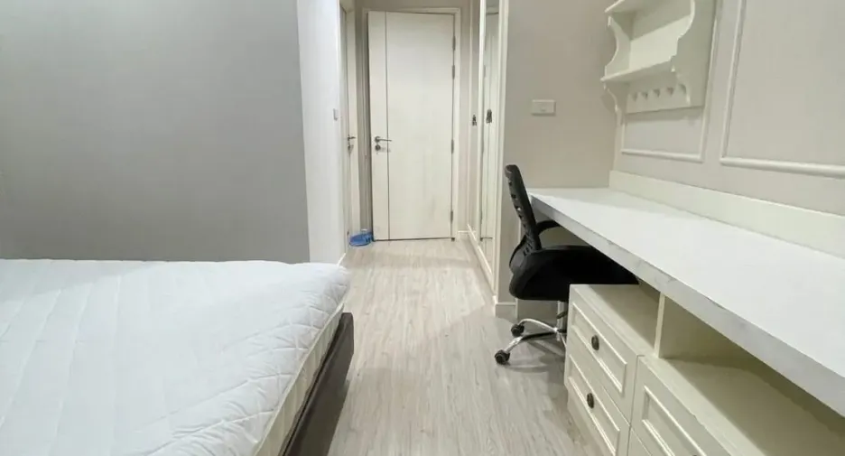 Condo en alquiler de 2 habitaciones en Yan Nawa, Bangkok