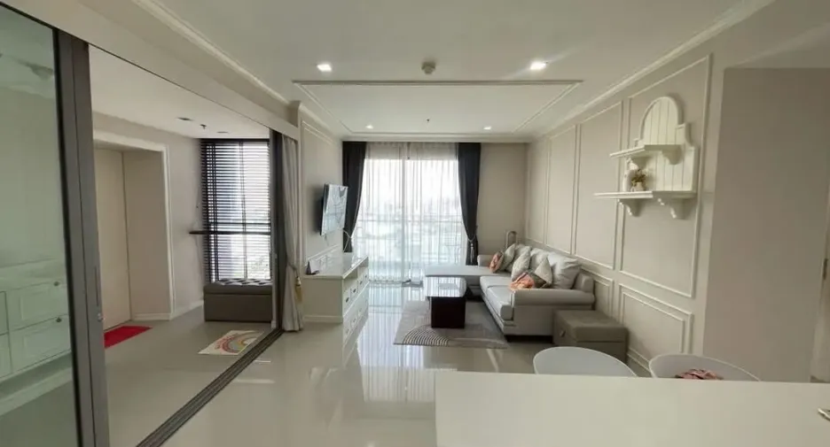 Condo en alquiler de 2 habitaciones en Yan Nawa, Bangkok