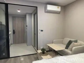 Wohnung zur Miete mit Studio in Huai Khwang, Bangkok