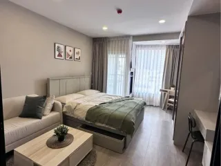 Wohnung zur Miete mit Studio in Huai Khwang, Bangkok
