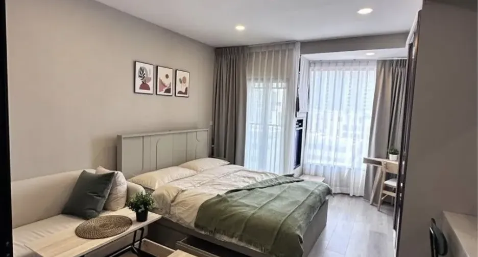 For rent studio condo in Huai Khwang, Bangkok