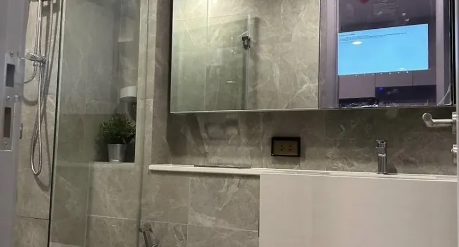 For rent studio condo in Huai Khwang, Bangkok