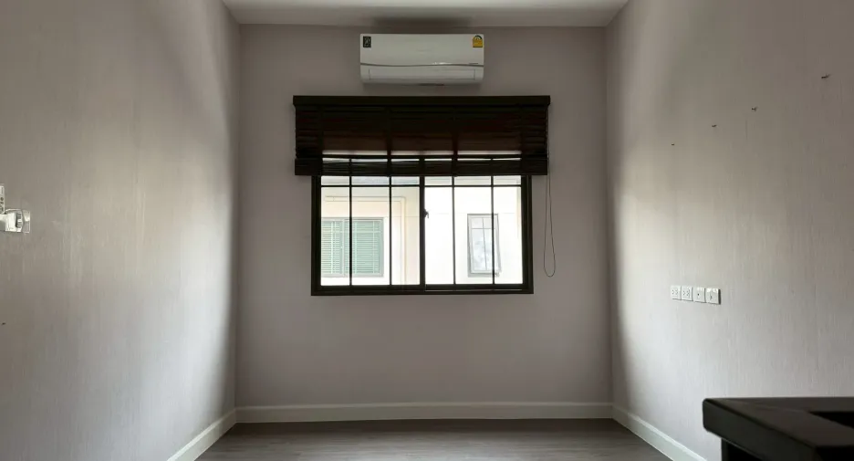 For rent 4 bedrooms house in Bang Kruai, Nonthaburi
