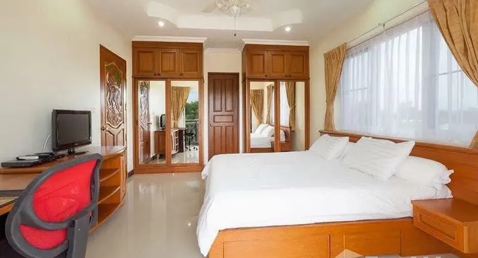 Hotel zum Kauf mit 6 Zimmer in Mueang Phuket, Phuket