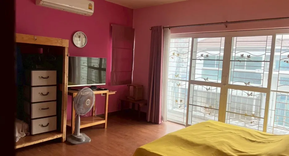 Haus zum Kauf mit 3 Zimmer in Mueang Chiang Mai, Chiang Mai