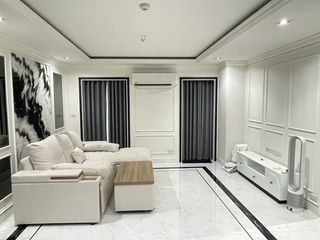 For rent 2 bedrooms condo in Bang Rak, Bangkok