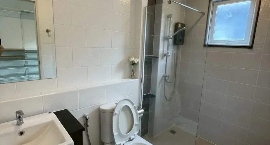 For rent 4 bedrooms house in Prawet, Bangkok