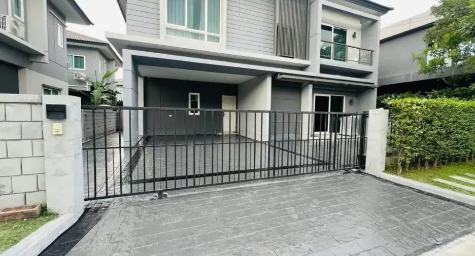 For rent 4 bedrooms house in Prawet, Bangkok