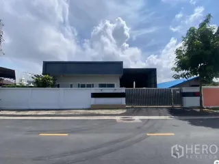出售 仓库 在 Mueang Samut Prakan, Samut Prakan