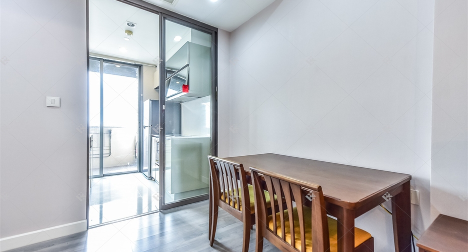 For sale 1 bed condo in Bang Rak, Bangkok