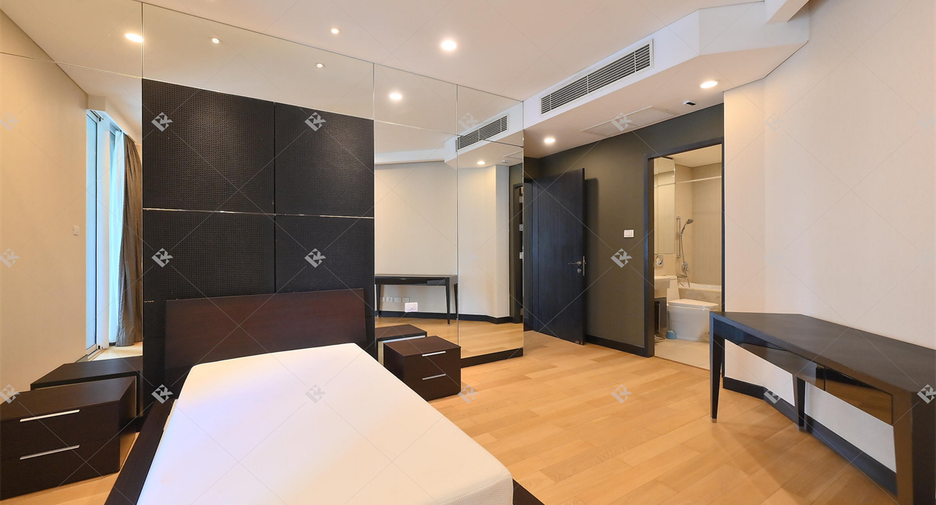 Wohnung zur Miete mit 3 Zimmer in Pathum Wan, Bangkok