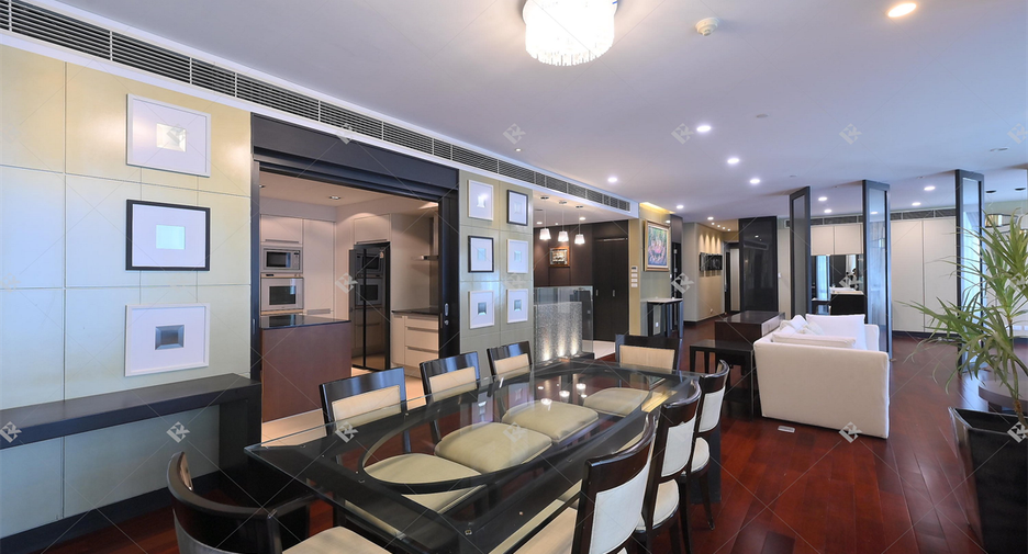 Wohnung zur Miete mit 3 Zimmer in Pathum Wan, Bangkok