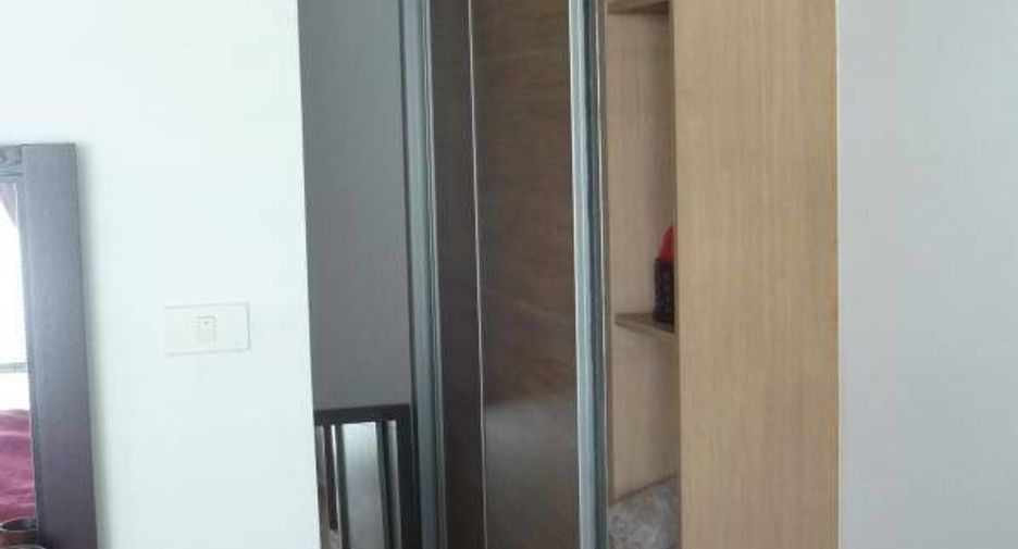 Condo en alquiler de 1 habitaciones en Khlong Toei, Bangkok