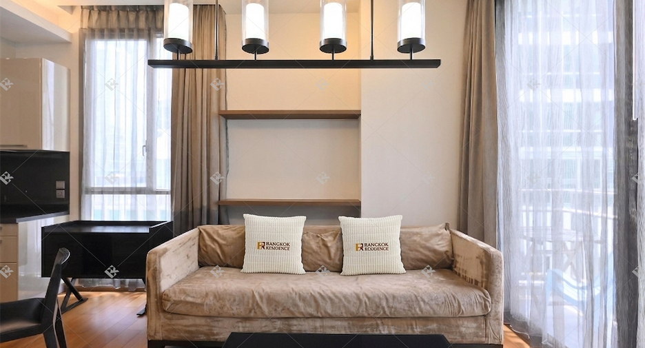 For rent 2 bedrooms condo in Watthana, Bangkok