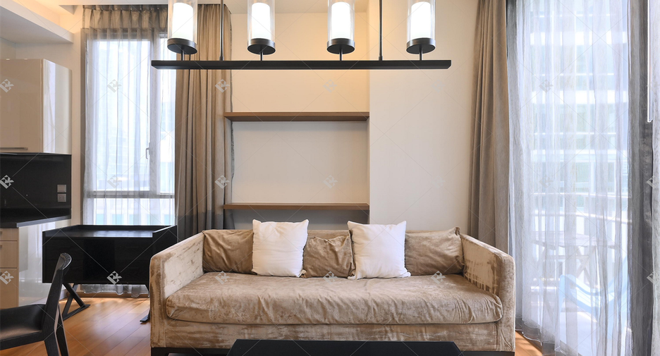 For rent 2 bedrooms condo in Watthana, Bangkok