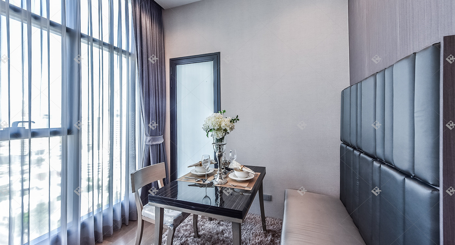 Condo en alquiler de 1 habitaciones en Sathon, Bangkok