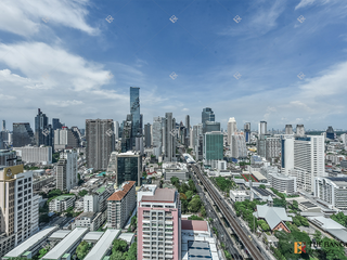 À louer 3 chambres condo à Sathon, Bangkok
