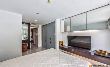 For rent 2 bedrooms condo in Khlong San, Bangkok