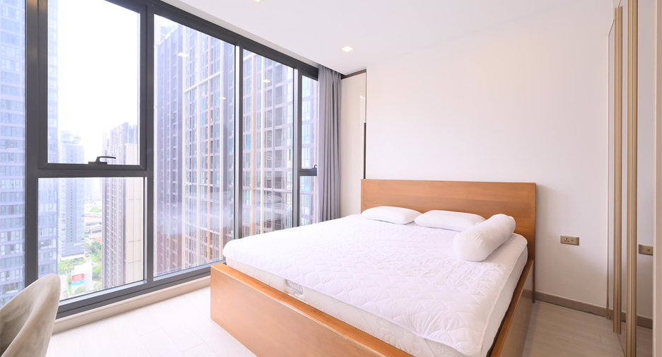 For rent 2 bedrooms condo in Huai Khwang, Bangkok