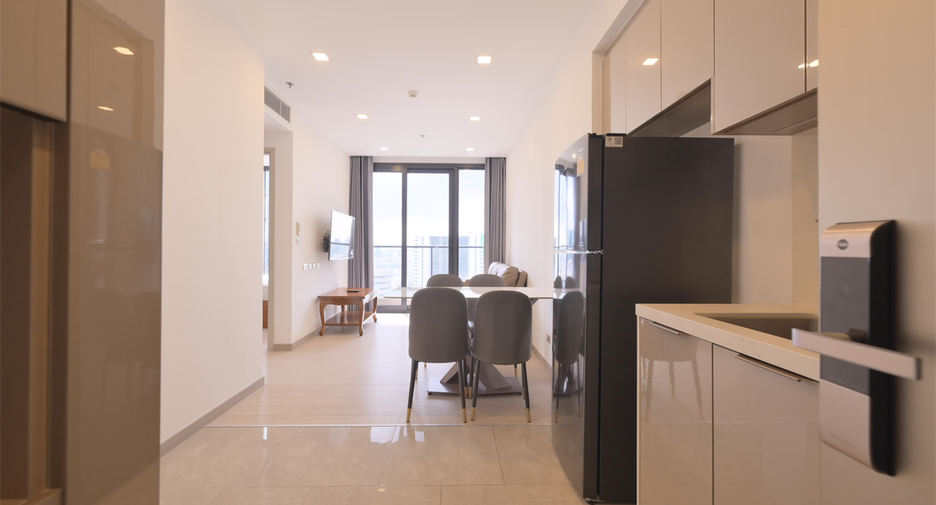For rent 2 bedrooms condo in Huai Khwang, Bangkok