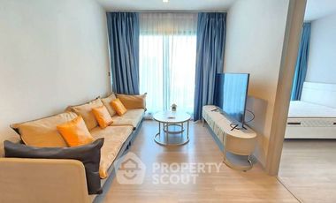 For rent 2 bedrooms condo in Huai Khwang, Bangkok