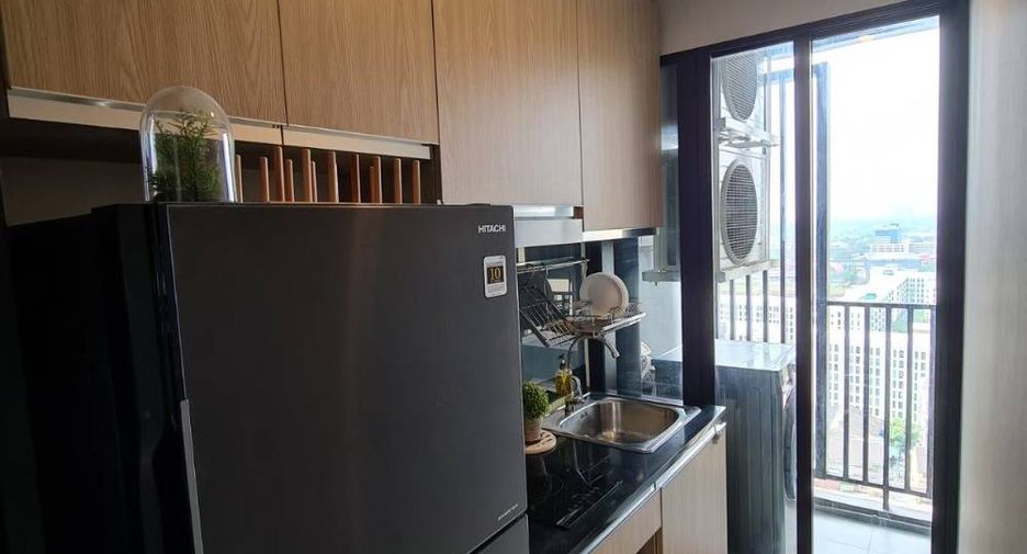 For sale 1 bed condo in Mueang Samut Prakan, Samut Prakan