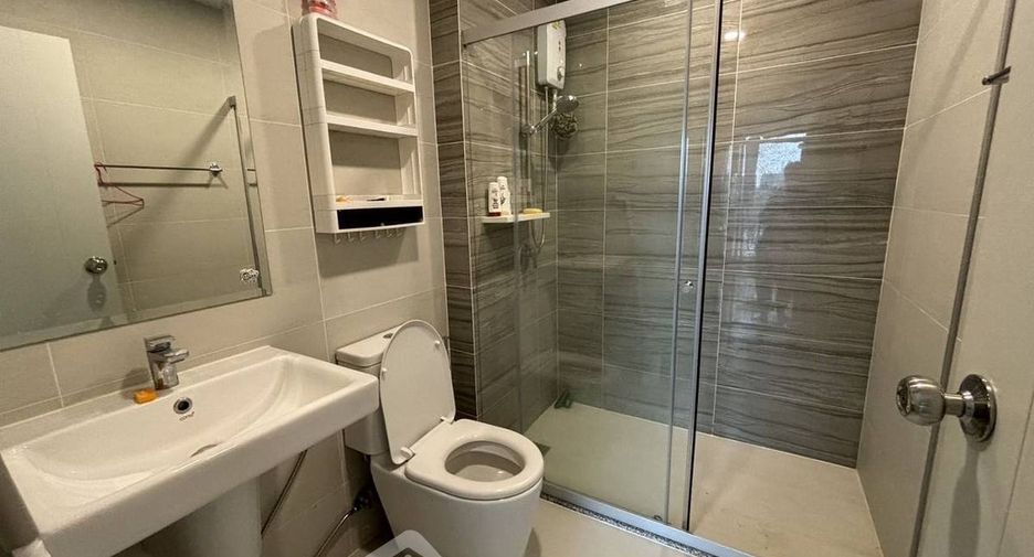 Продажа 1 кровать кондо в Кхлонг Сан, Бангкок